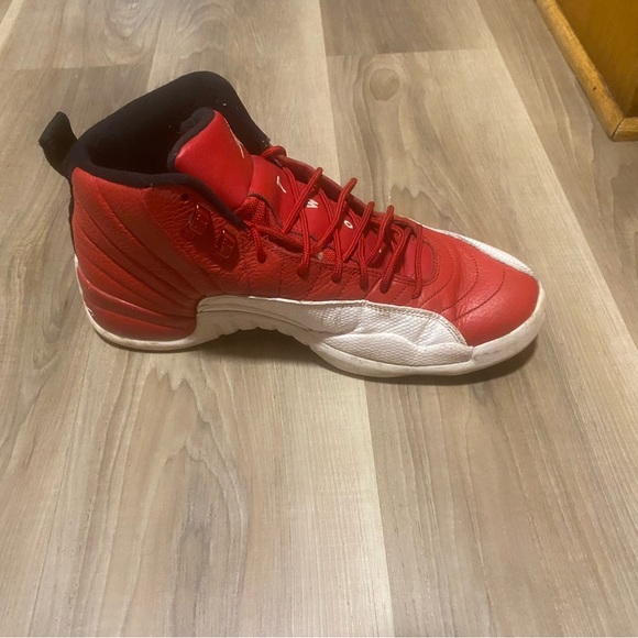 Just like New, rarely worn Jordan’s. Excellent condition - Picture 3 of 9